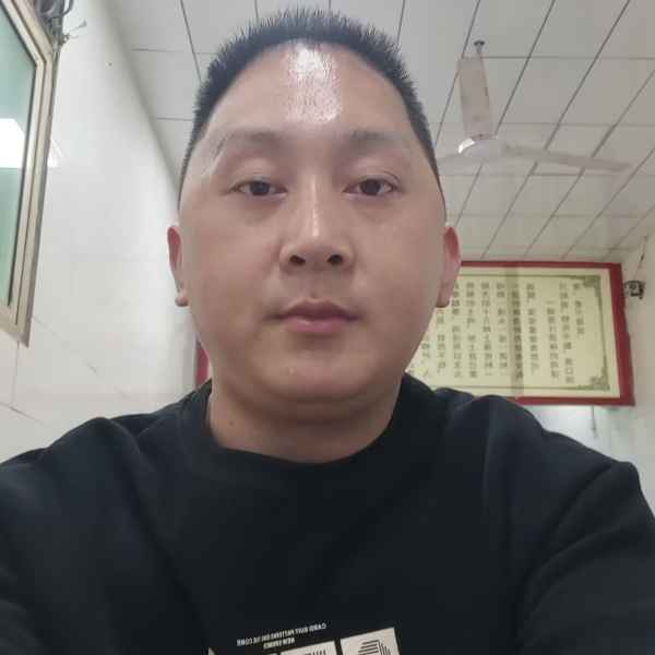 陕西35岁单身帅哥真诚找对象-黔南相亲网