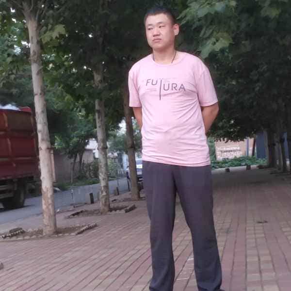 35岁岁河北单身帅哥 - 黔南吉缘网
