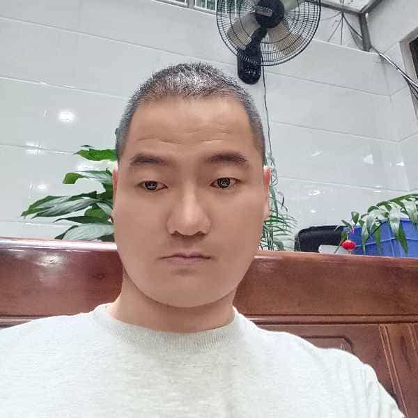 37岁岁福建单身帅哥 - 黔南吉缘网