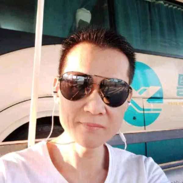 35岁岁广东单身帅哥 - 黔南吉缘网