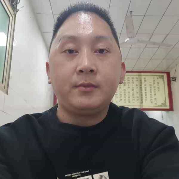 37岁岁陕西单身帅哥 - 黔南吉缘网