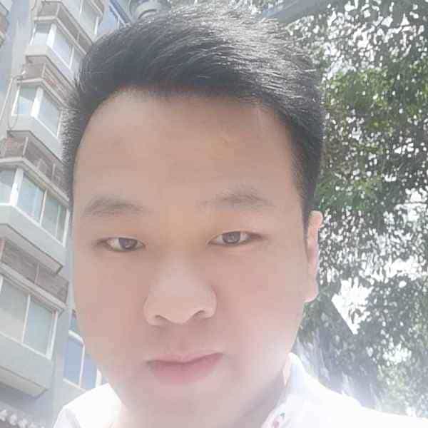 35岁岁陕西单身帅哥 - 黔南吉缘网