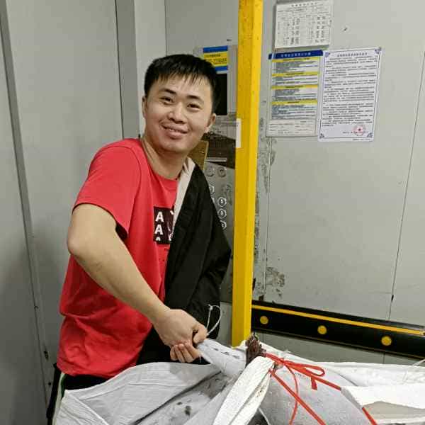 31岁岁福建单身帅哥 - 黔南吉缘网
