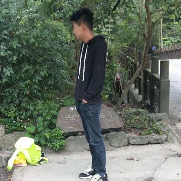 27岁岁四川单身帅哥 - 黔南吉缘网
