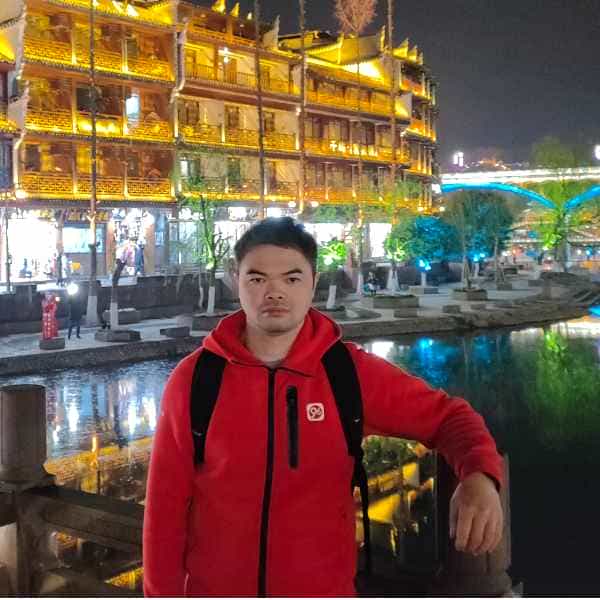 39岁岁广东单身帅哥 - 黔南吉缘网