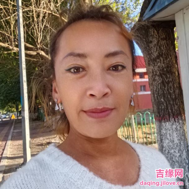 51岁岁黑龙江单身美女 - 黔南吉缘网