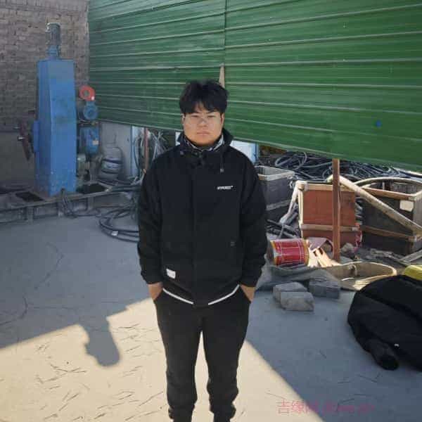 33岁岁河北单身帅哥 - 黔南吉缘网