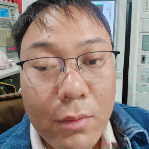 32岁岁陕西单身帅哥 - 黔南吉缘网